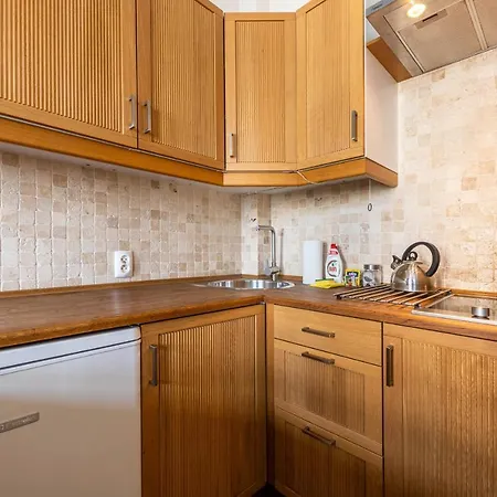 Victus Apartamenty, Alexander Lägenhet